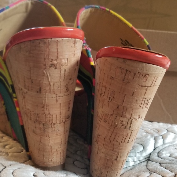 Nine West colorful wedges - Picture 3 of 4